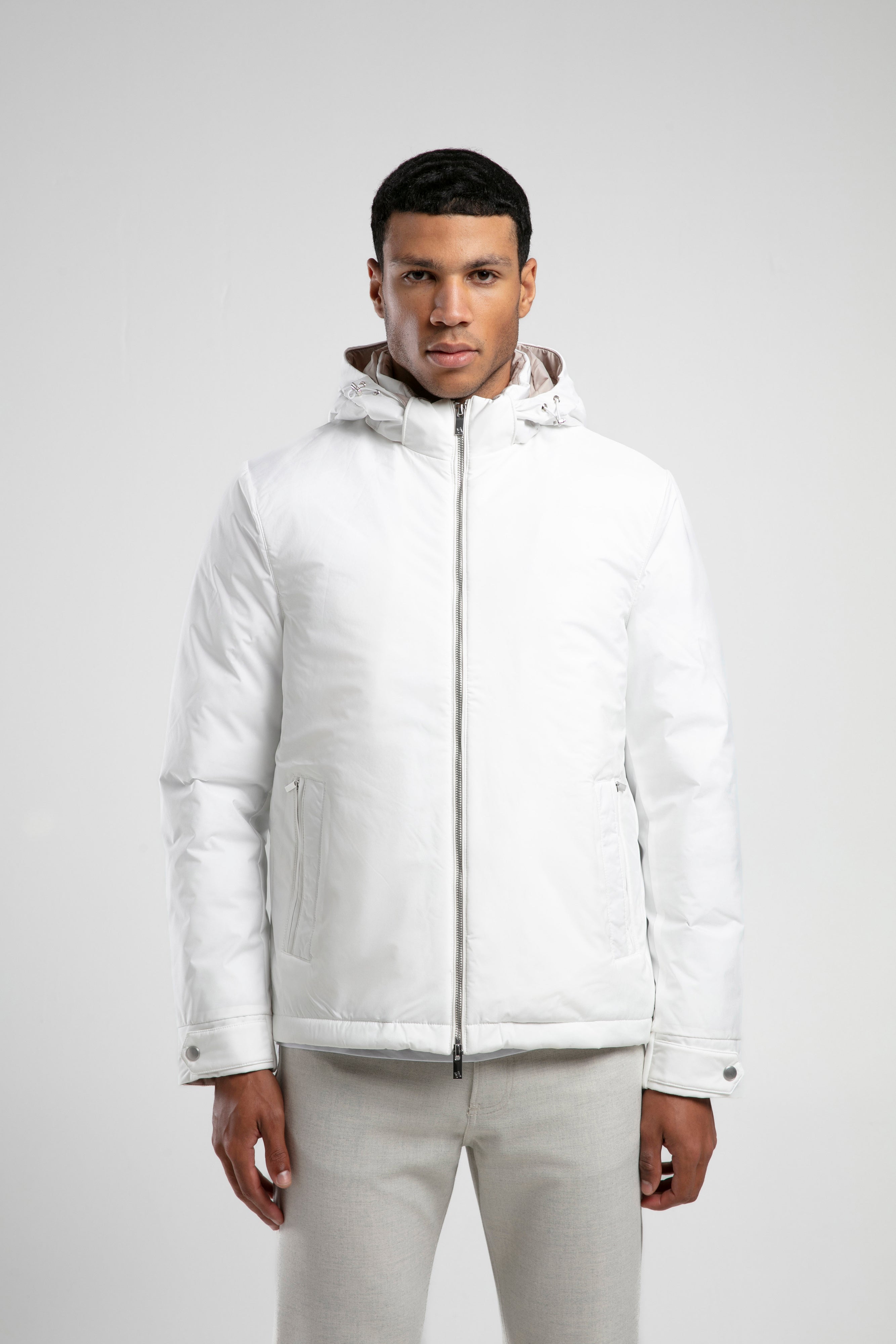 Kapüşonlu Şişme Mont