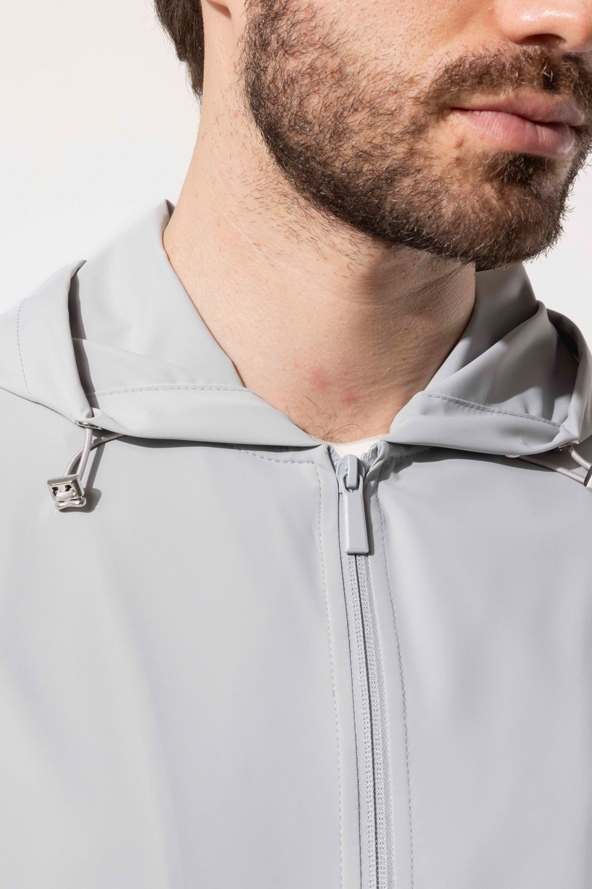 Kapüşonlu İnce Erkek Ceket