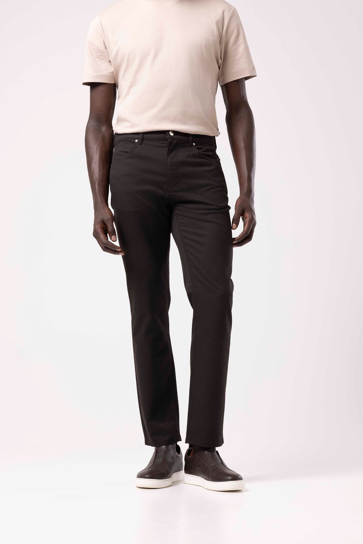 Straight-Leg Trousers with Classic Waist