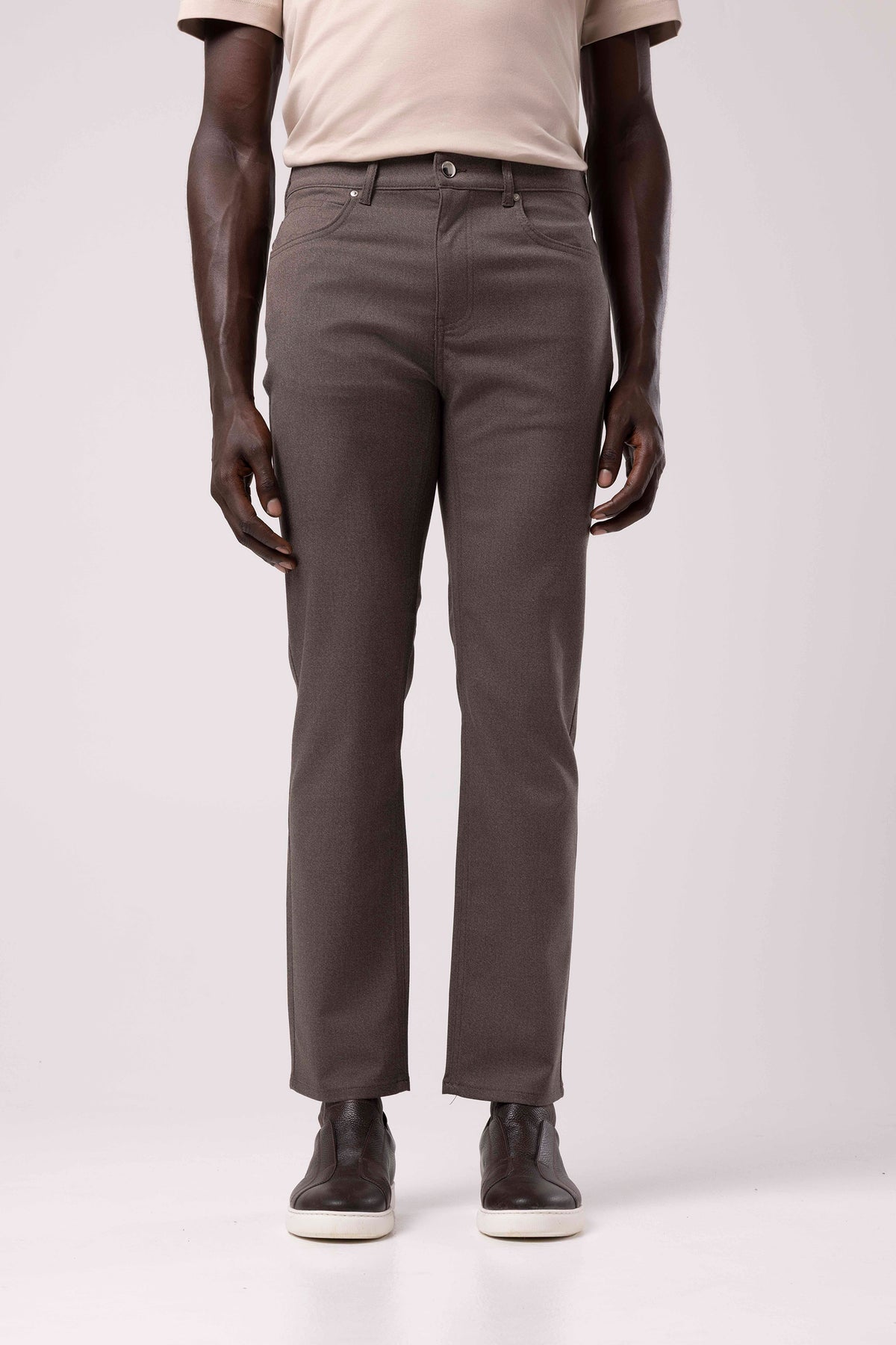 Straight-Leg Trousers with Classic Waist