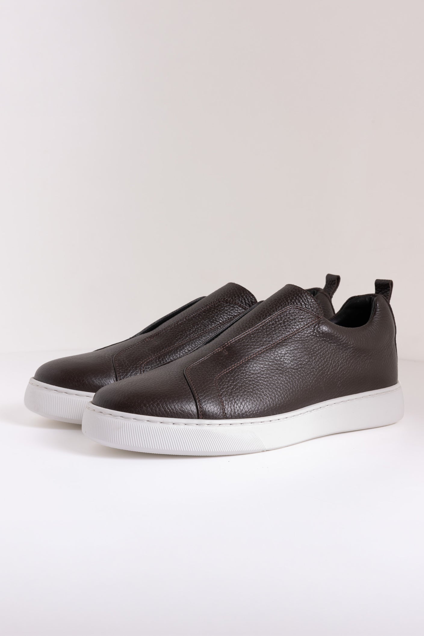 Düz Kesim Slip-On Sneaker
