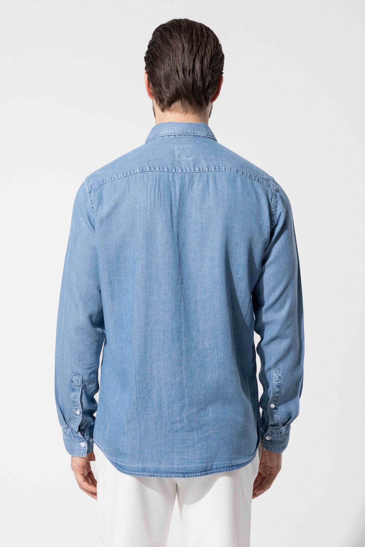 Dokulu Button-Down Tencel Gömlek