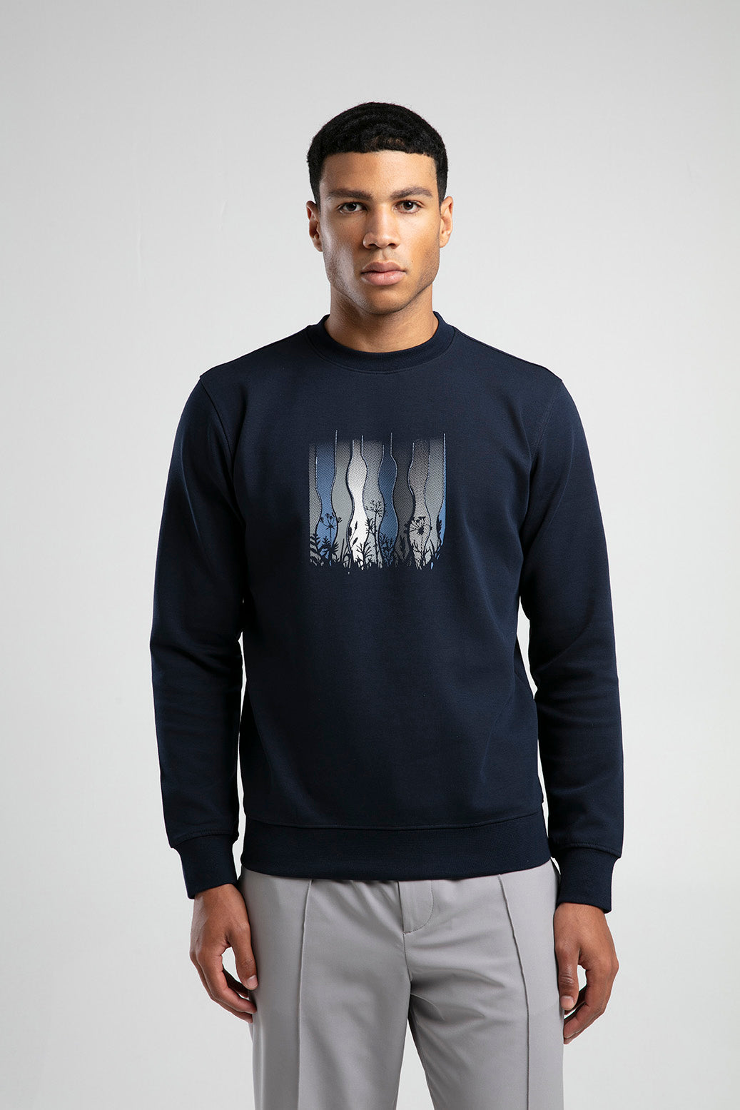 Kır Çiçeği Baskılı Bisiklet Yaka Erkek Sweatshirt - Lacivert