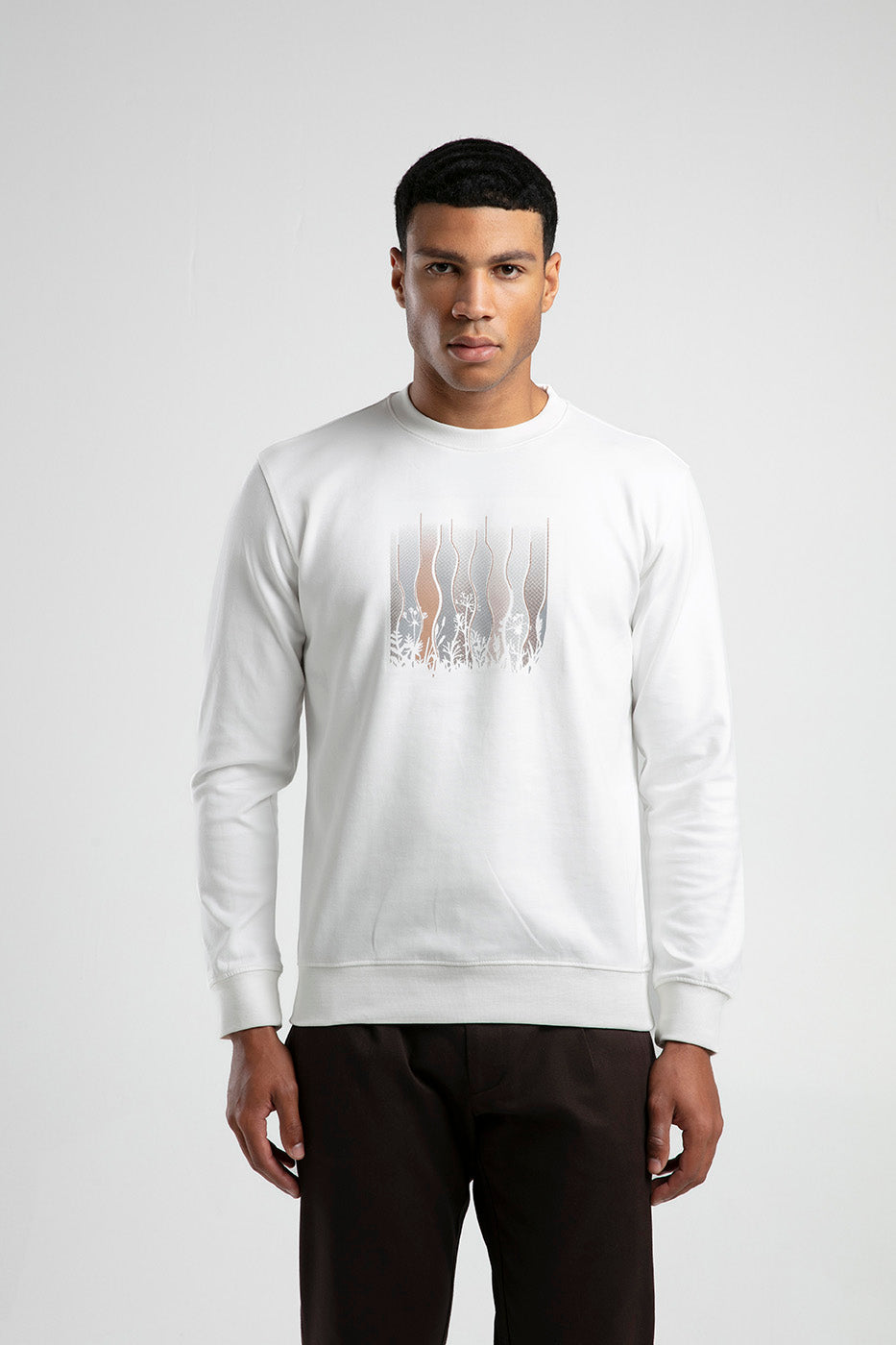 Kır Çiçeği Baskılı Bisiklet Yaka Erkek Sweatshirt - Beyaz