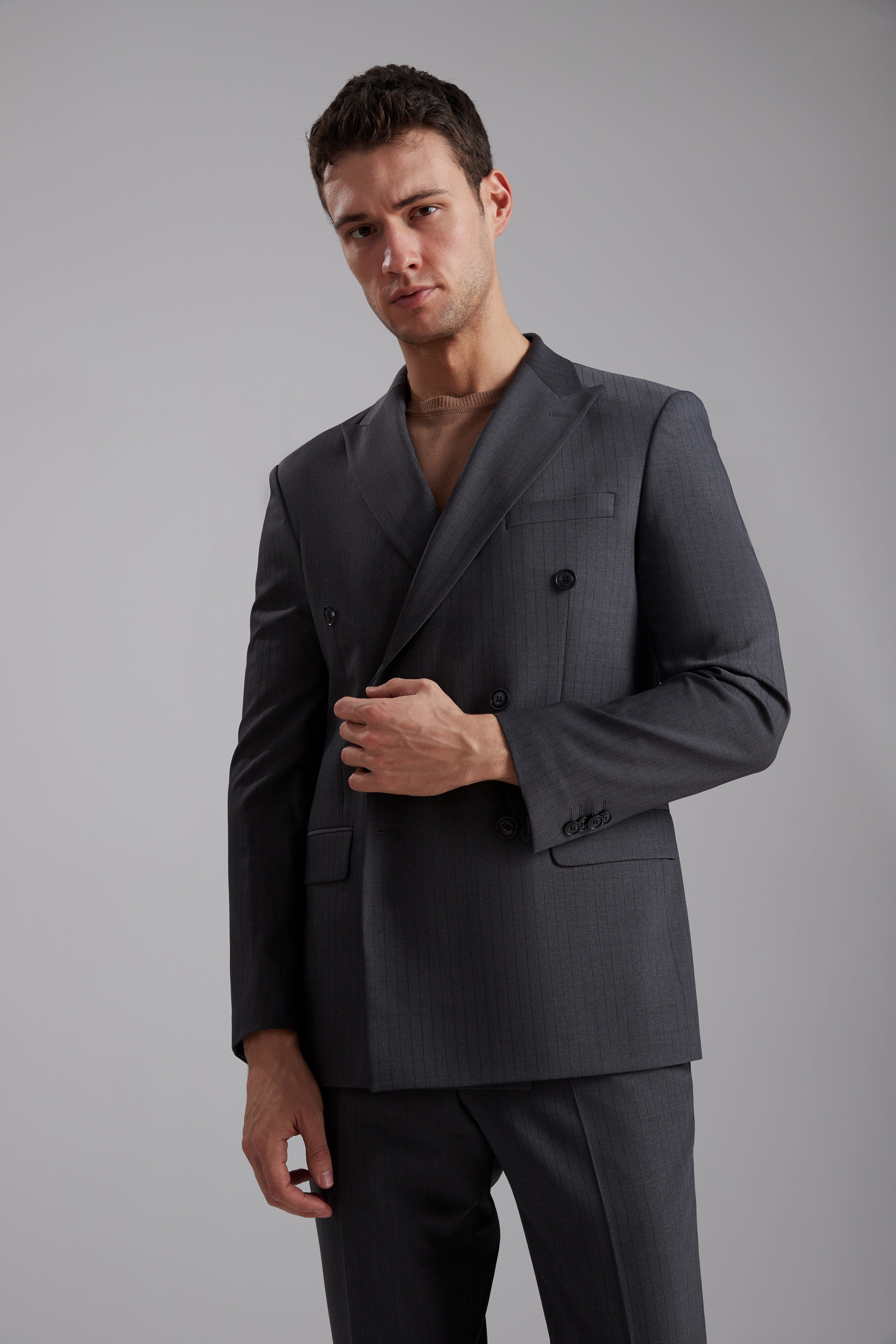 Kruvaze Kesim Çizgi Desenli %100 Yün Takım