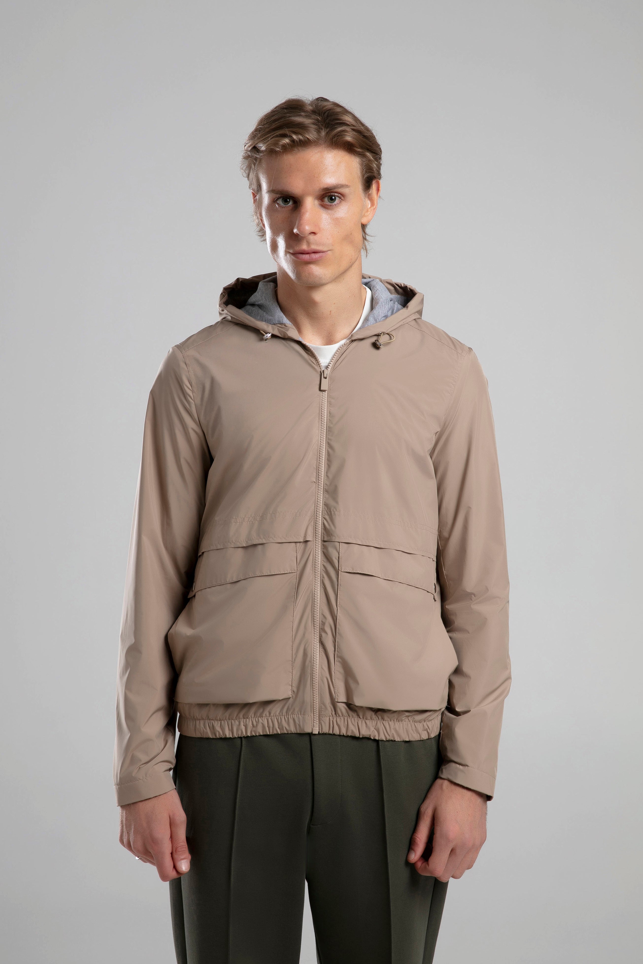 Kapüşonlu Fermuarlı Ceket