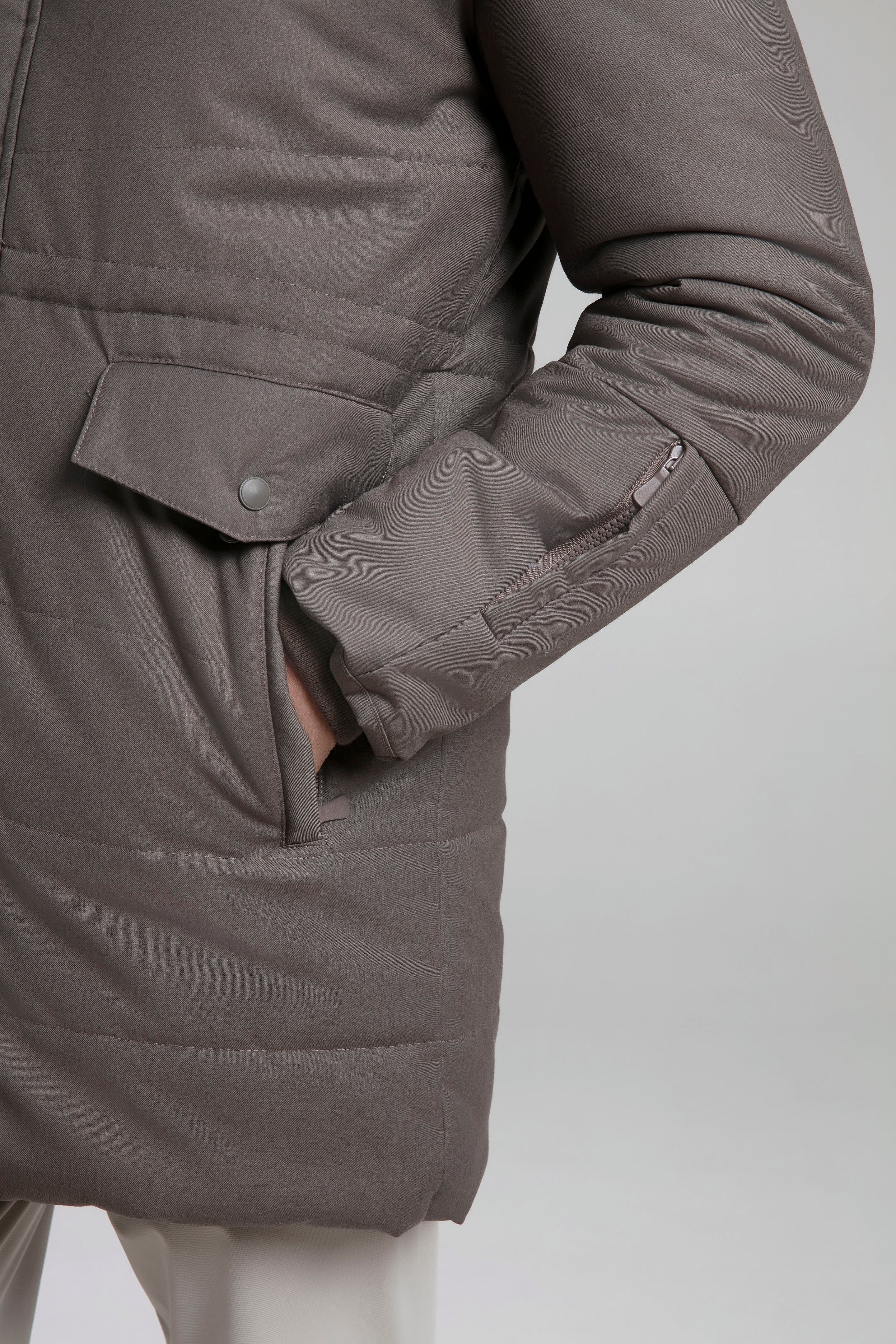 Kapüşonlu Uzun Ceket