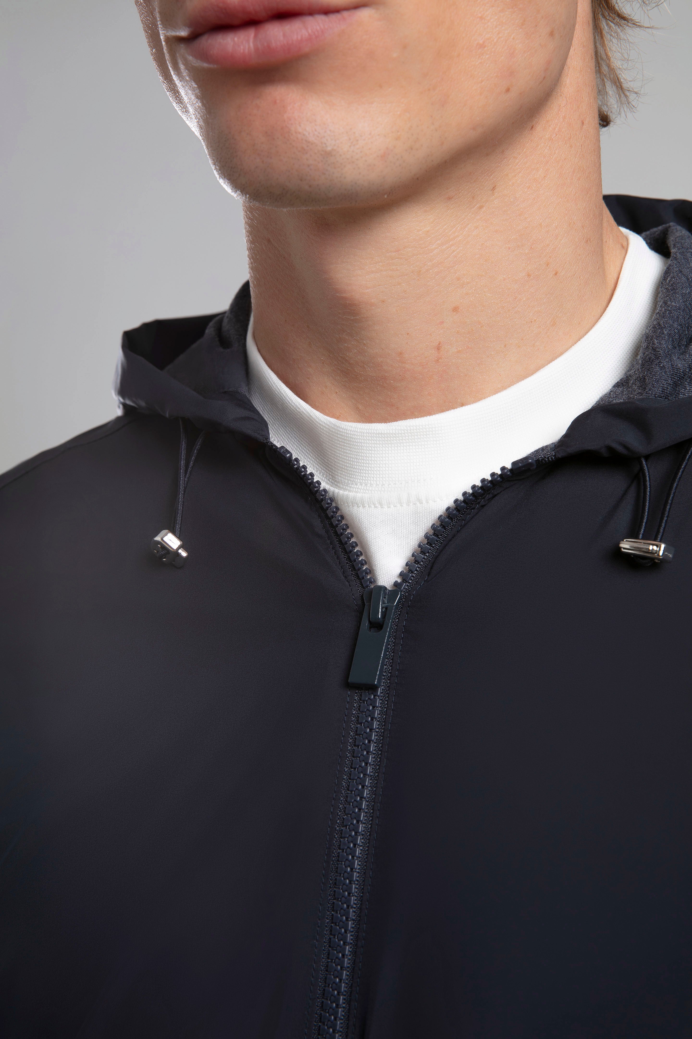 Kapüşonlu Fermuarlı Ceket