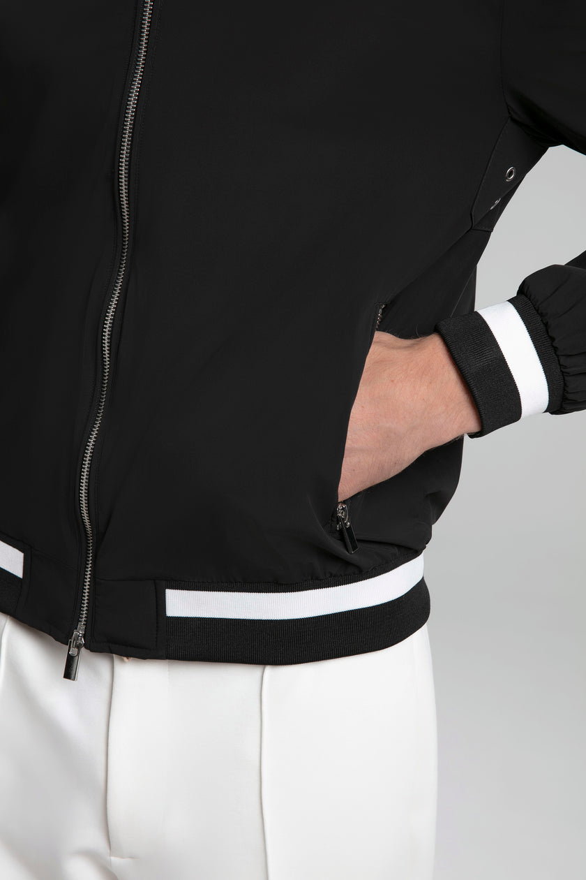 Dik Yaka Fermuarlı Ceket