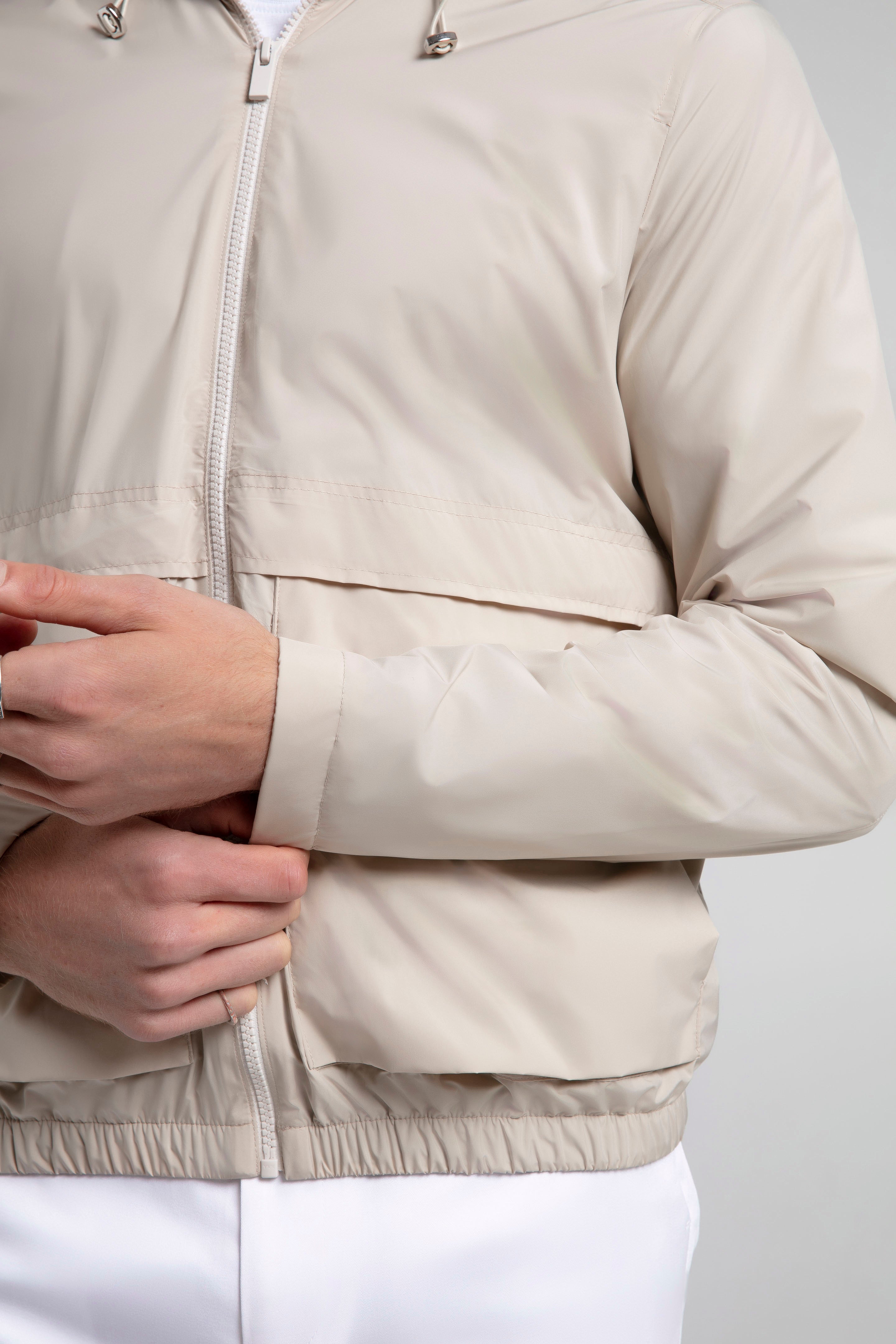 Kapüşonlu Fermuarlı Ceket