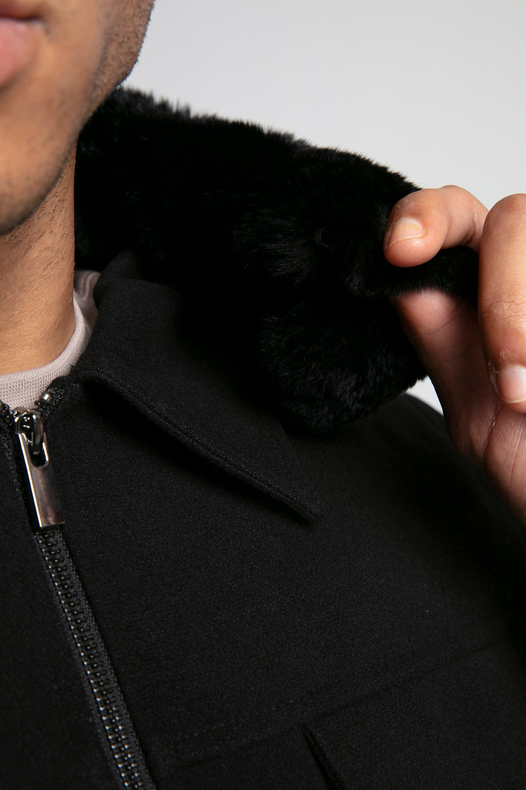 Kürk Yakalı Fermuarlı Ceket