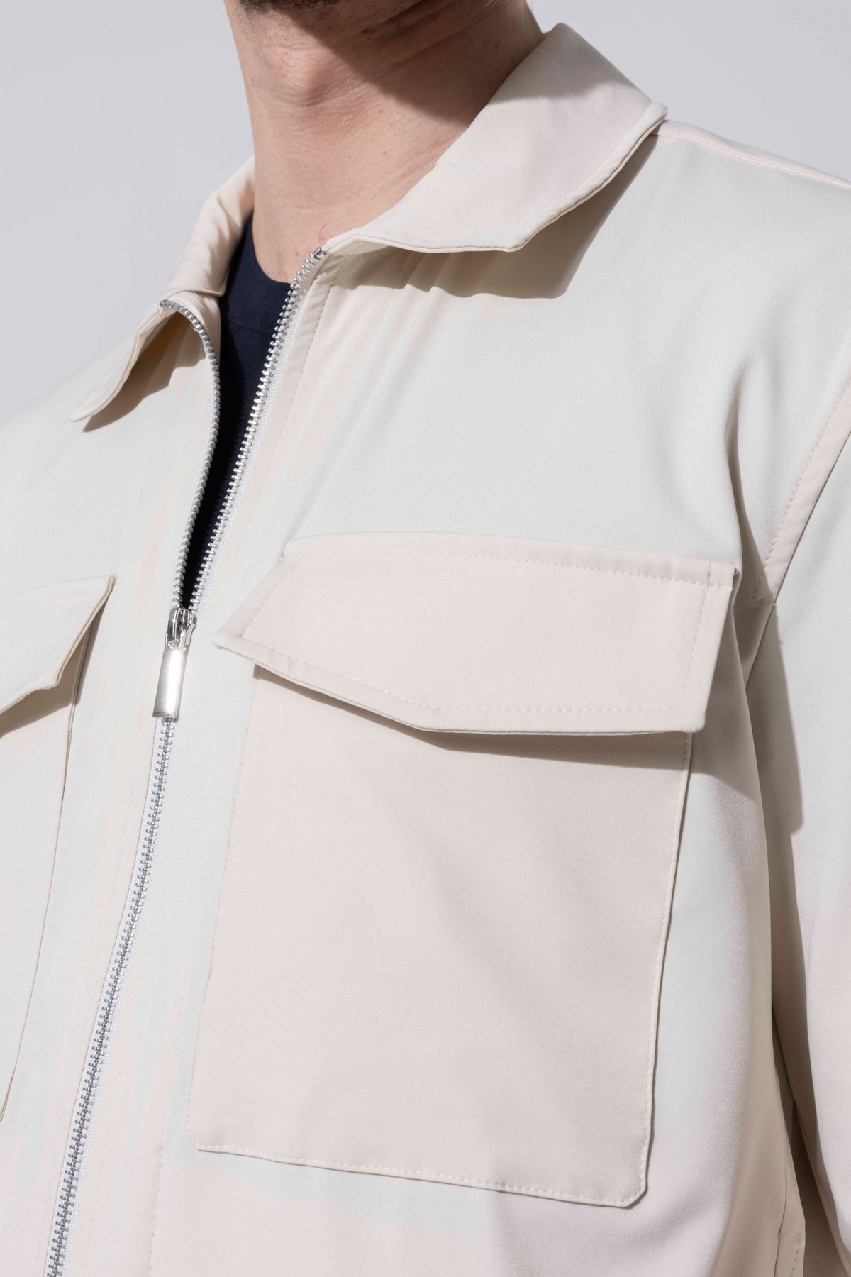 Men's Zip-Up Jacket with Pocket Details