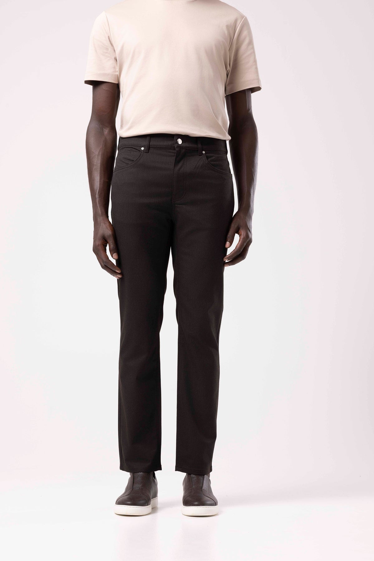 Straight-Leg Trousers with Classic Waist