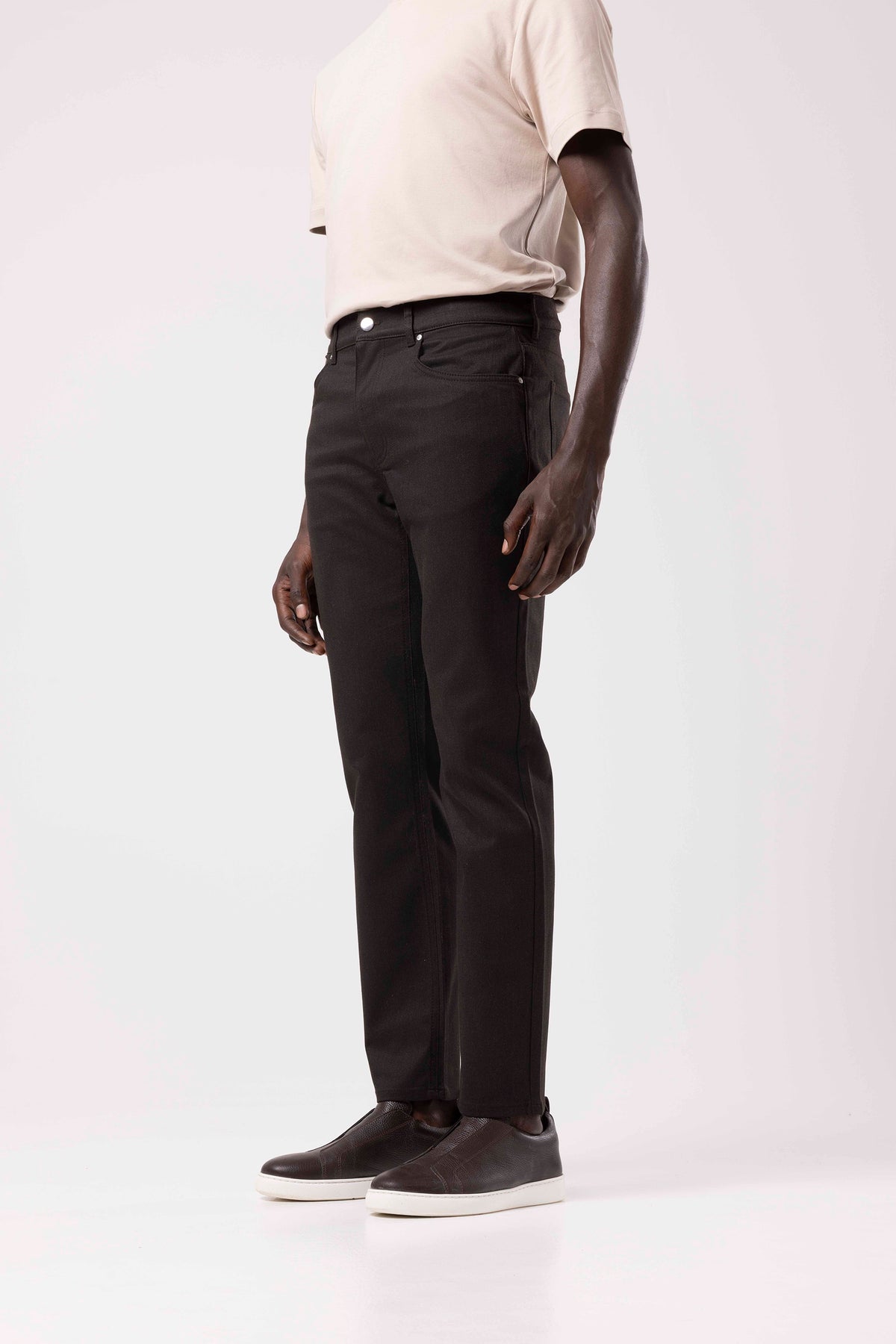 Straight-Leg Trousers with Classic Waist