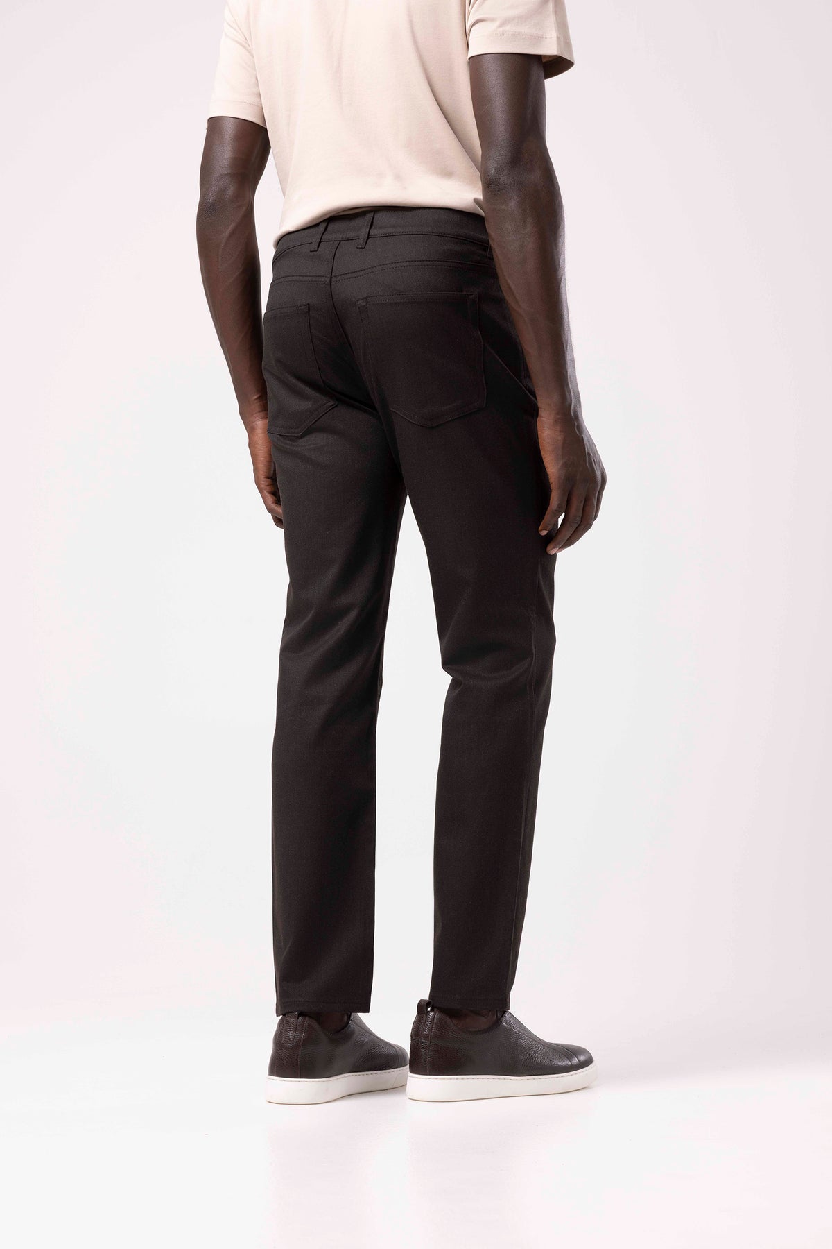 Straight-Leg Trousers with Classic Waist