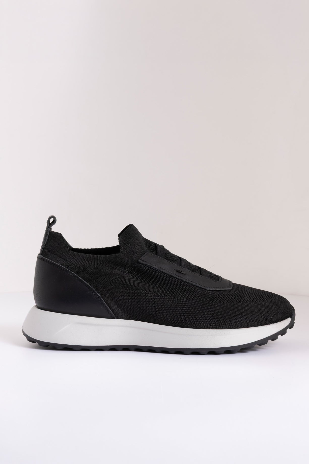 Minimal Koşu Formlu Sneaker