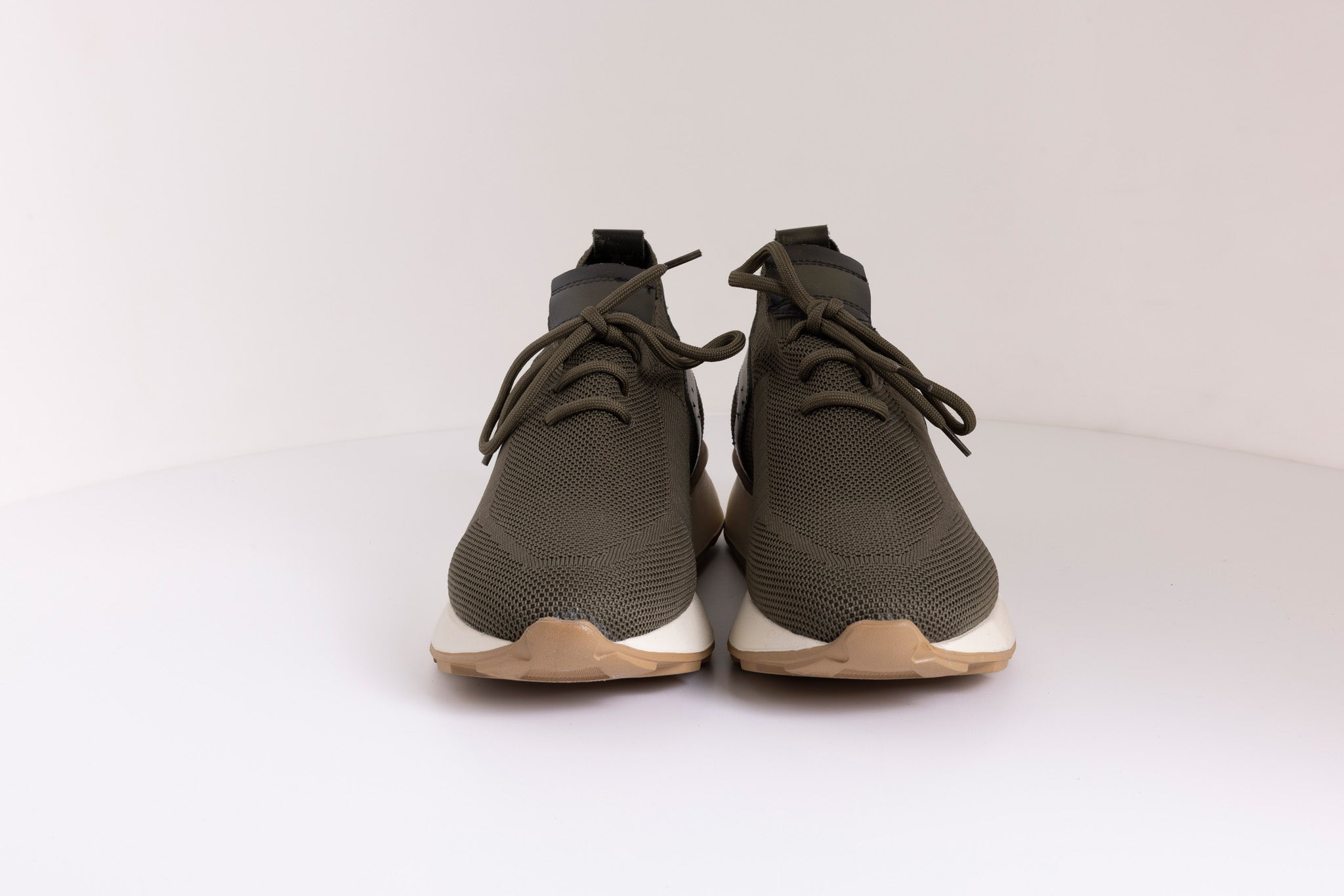 Panel Detaylı Günlük Sneaker