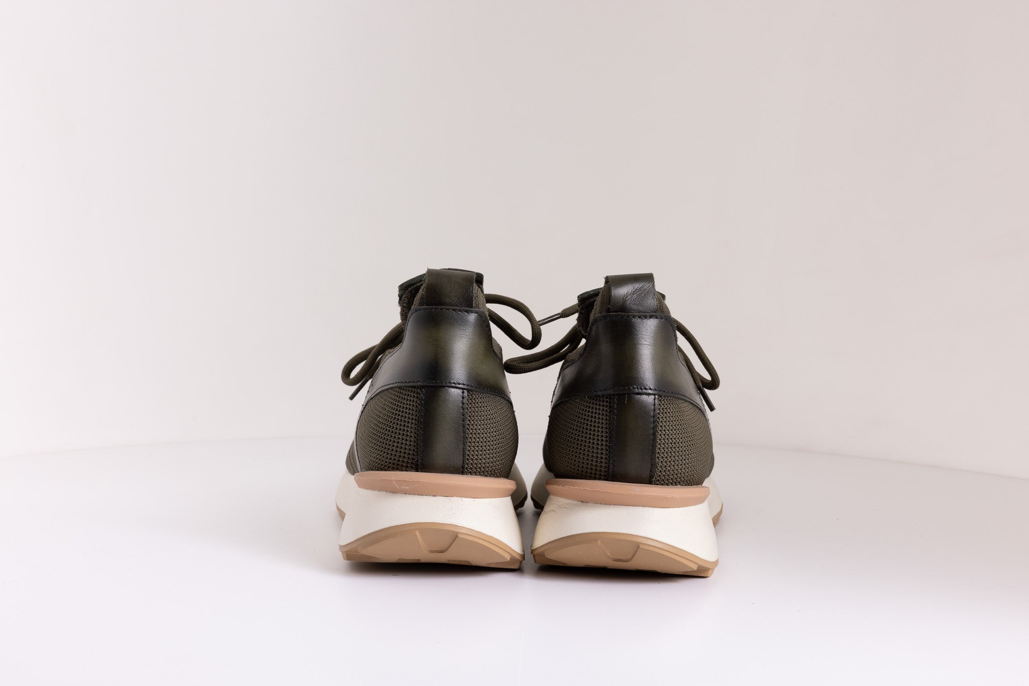 Panel Detaylı Günlük Sneaker