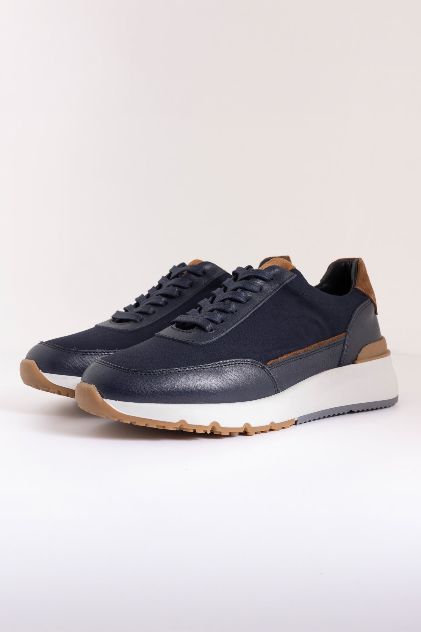Parça Detaylı Koşu Sneaker