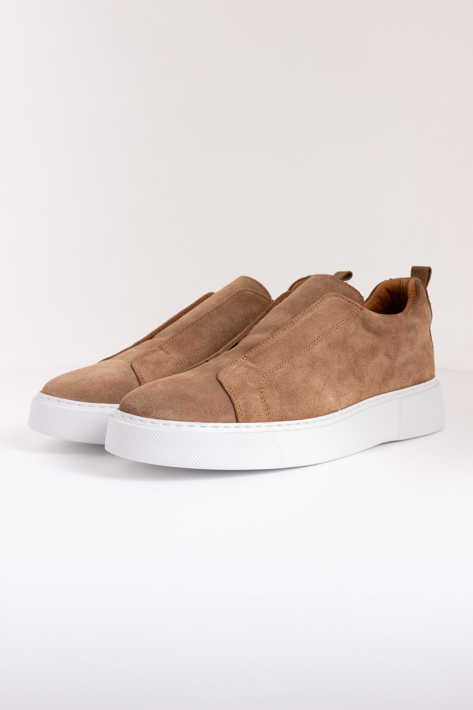 Kalın Tabanlı Günlük Slip-On