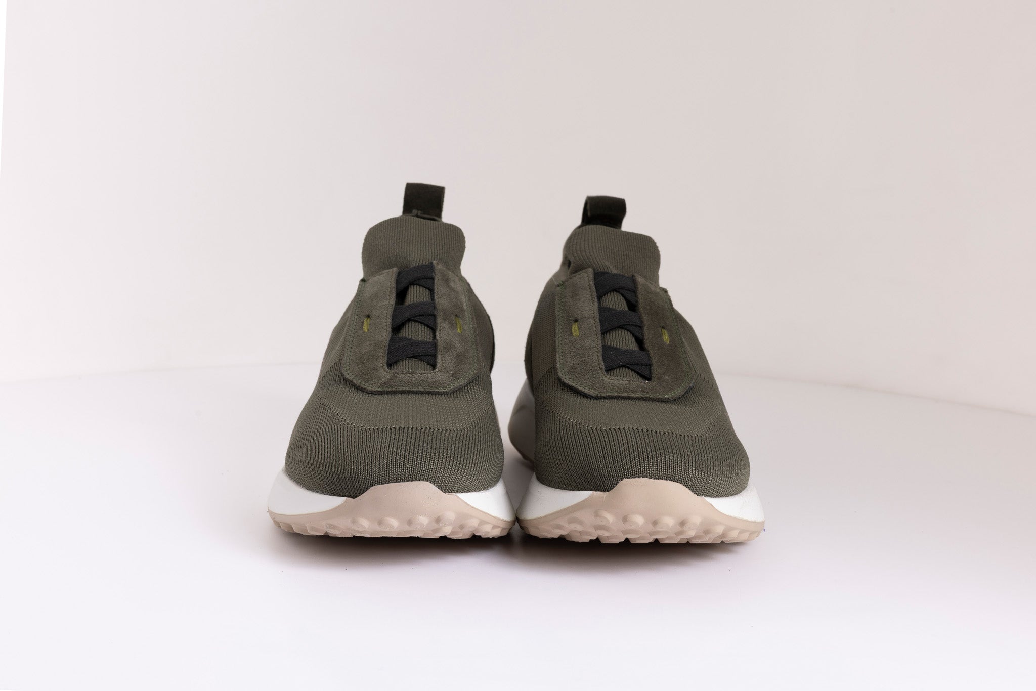Hafif Taban Slip-On Sneaker