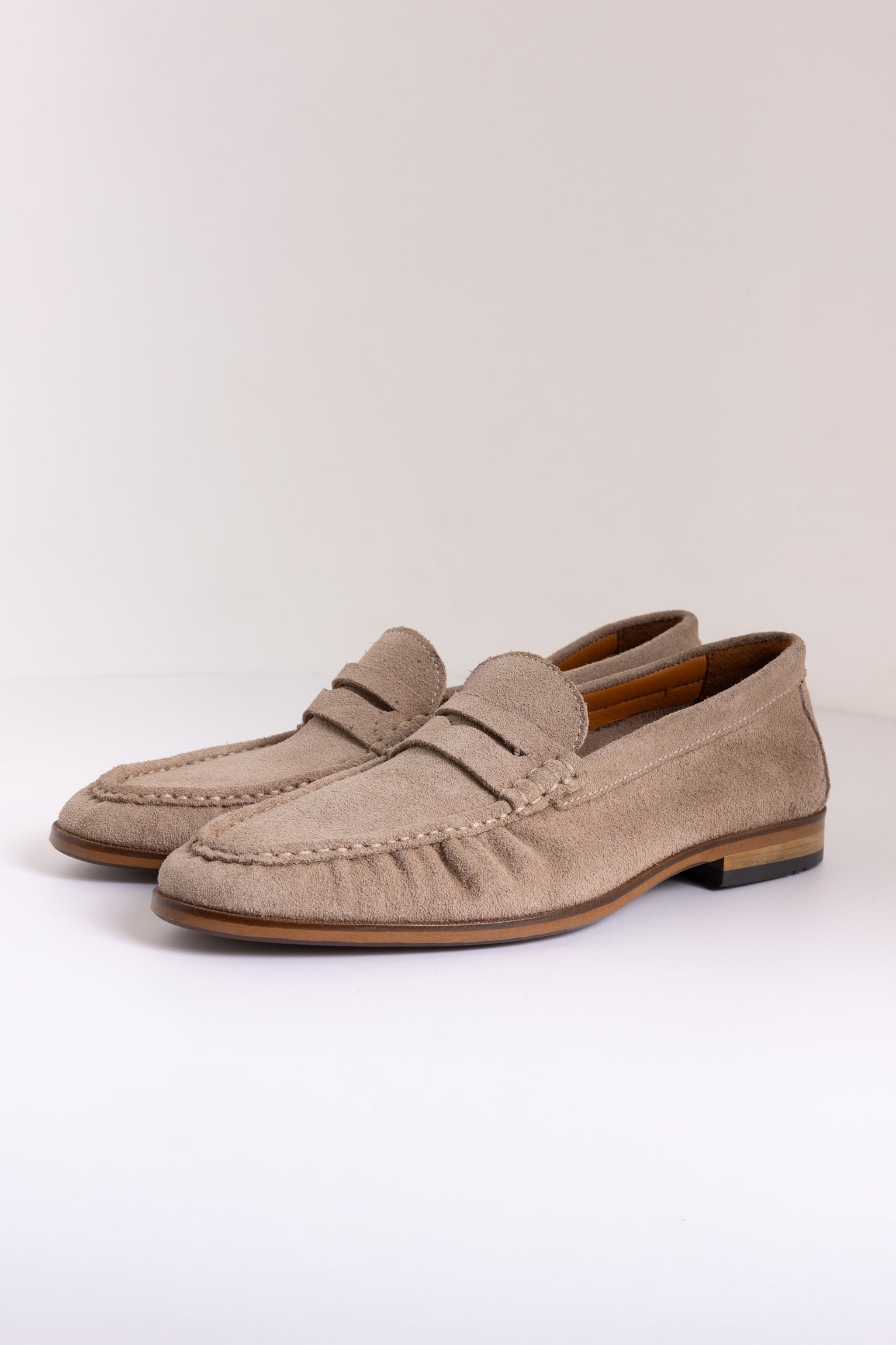 Bant Detaylı Klasik Loafer