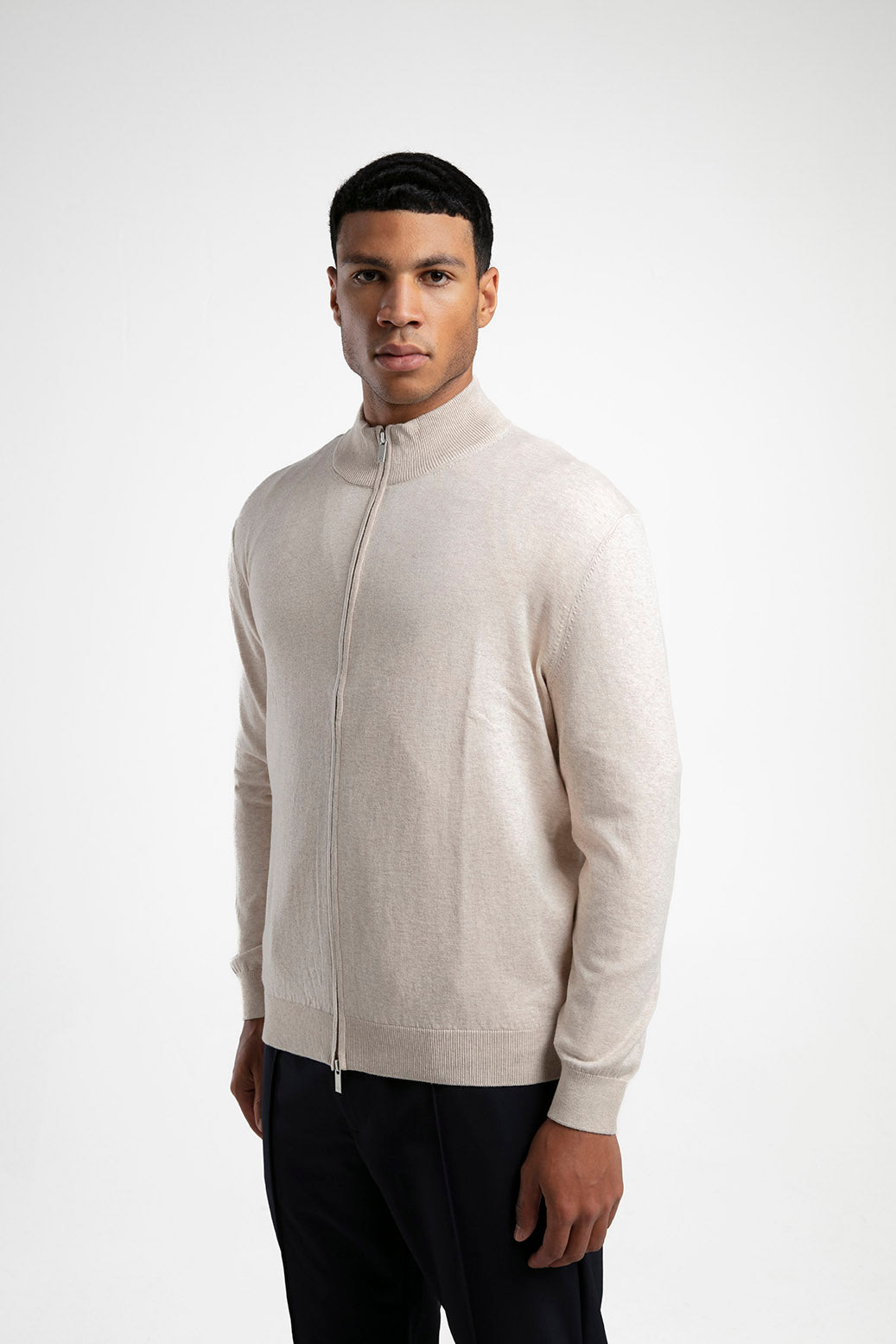 Fermuarlı Dik Yaka Triko Hırka