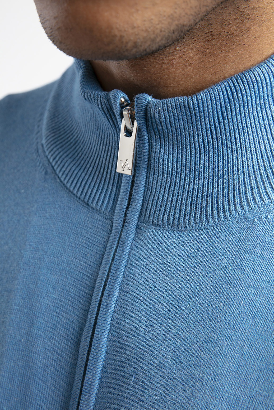 Fermuarlı Dik Yaka Triko Hırka