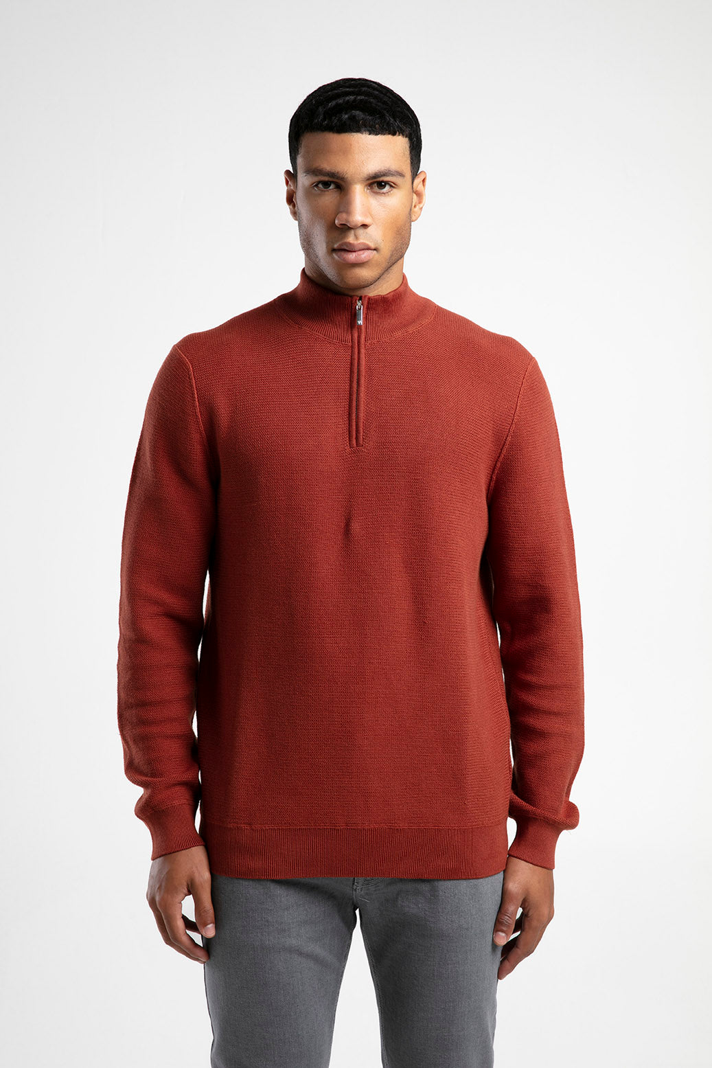 Yarım Fermuarlı Dik Yaka Triko