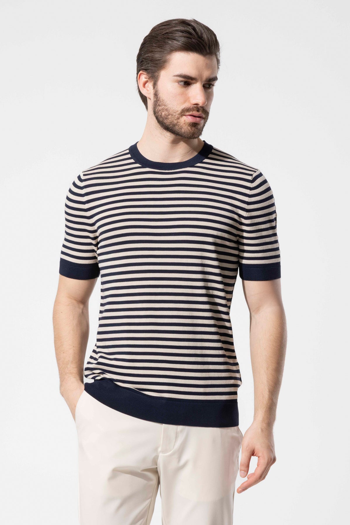 Crew Neck Thin Striped Knitwear