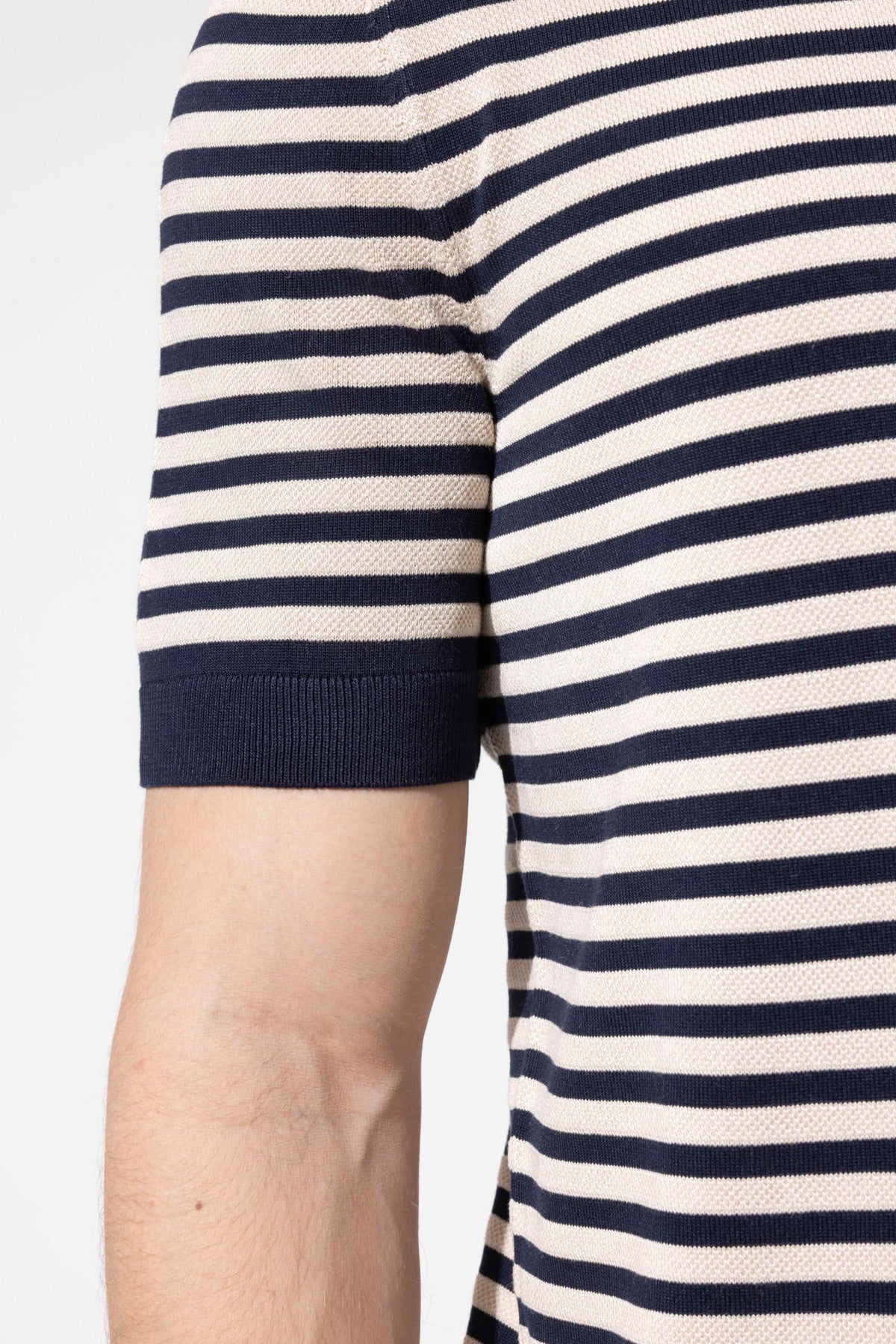 Crew Neck Thin Striped Knitwear