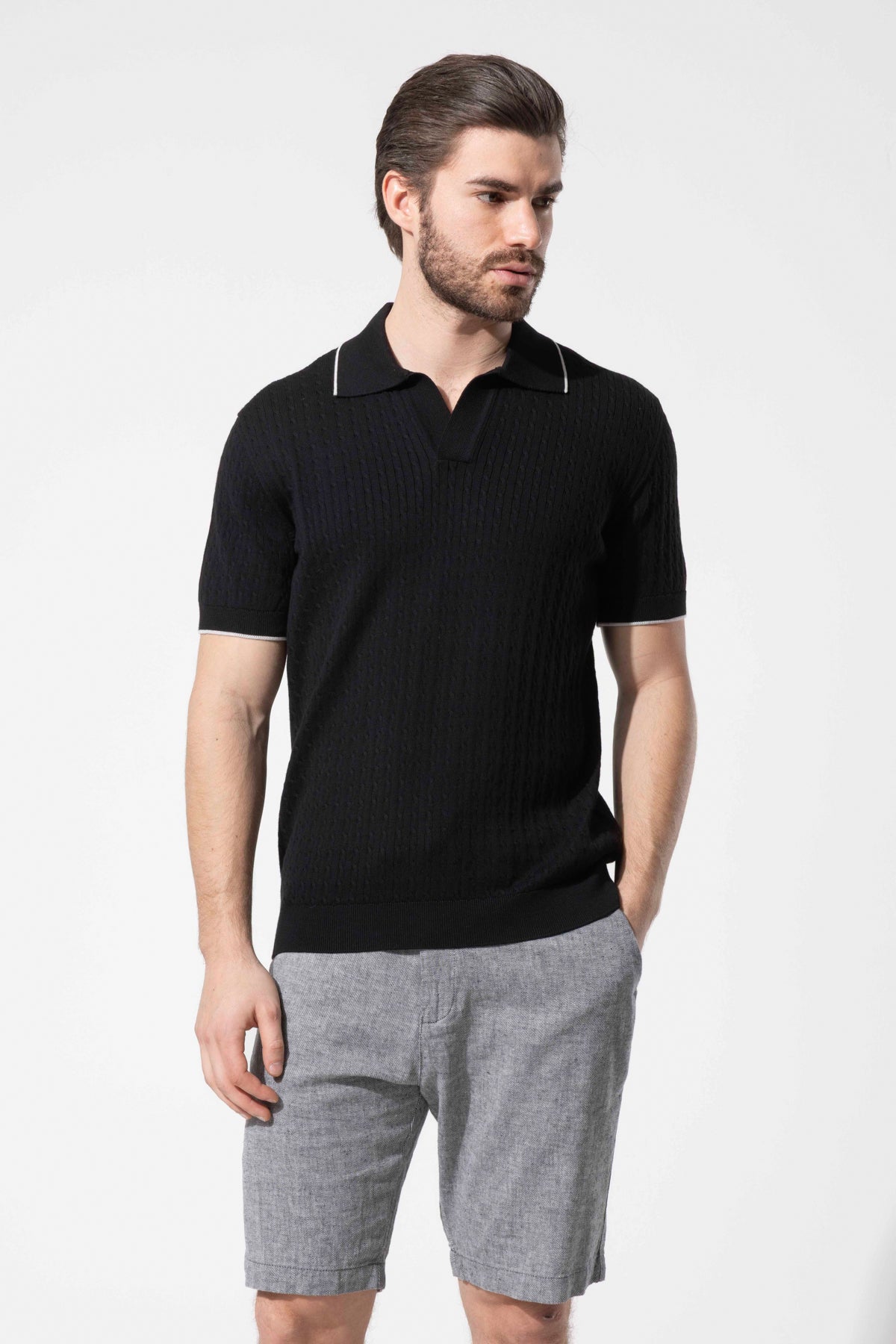 Minimal Dokulu Polo Yaka Pamuk Triko Tişört