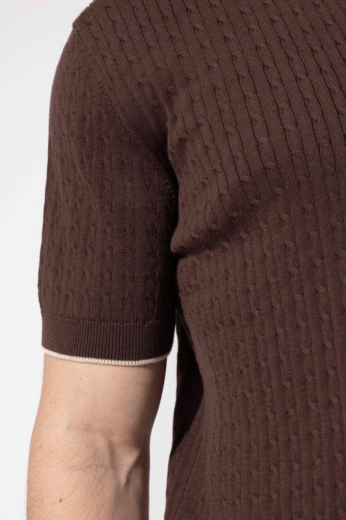 Minimal Dokulu Polo Yaka Pamuk Triko Tişört