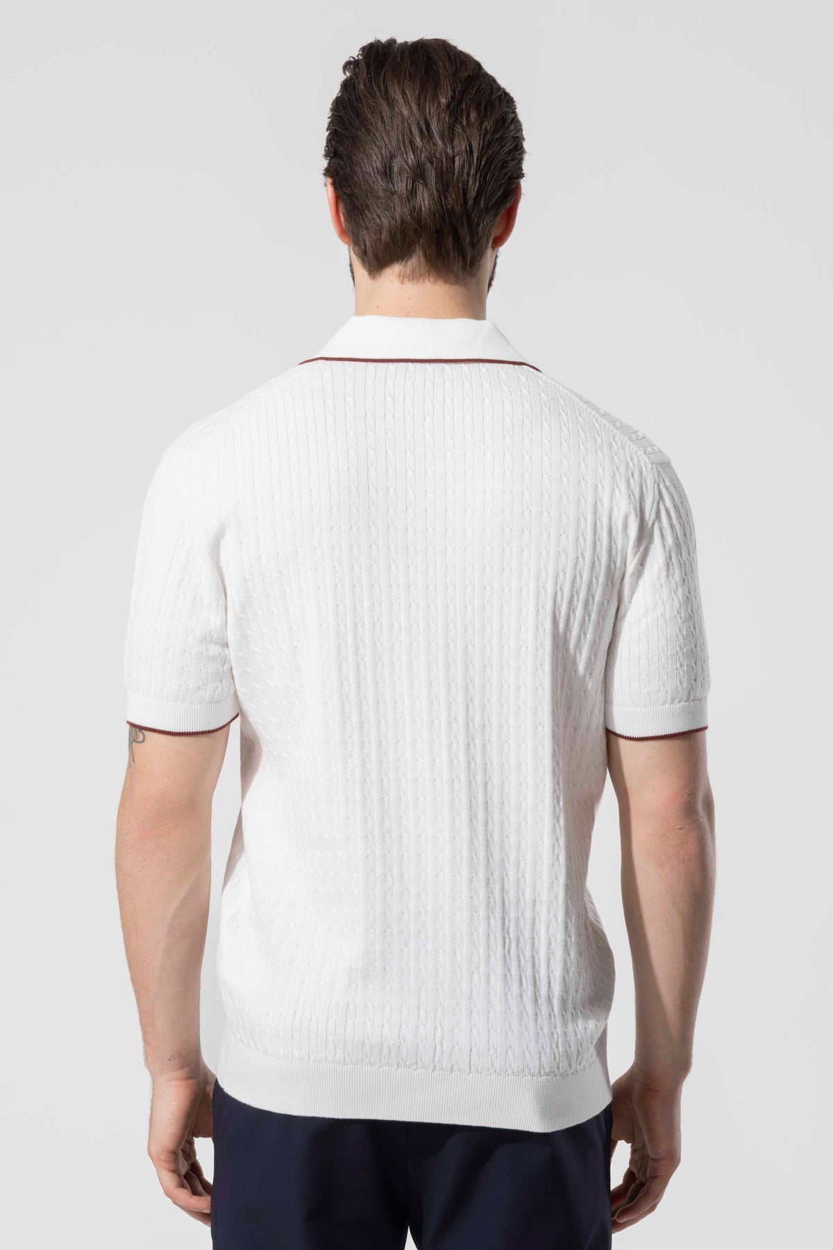 Minimal Dokulu Polo Yaka Pamuk Triko Tişört