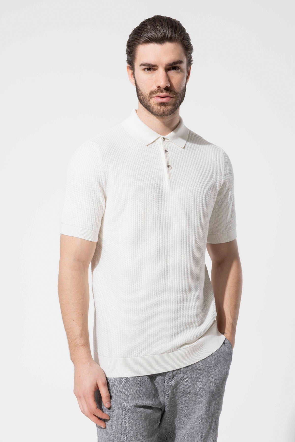 Minimal Dokulu Polo Yaka Pamuk Triko Tişört