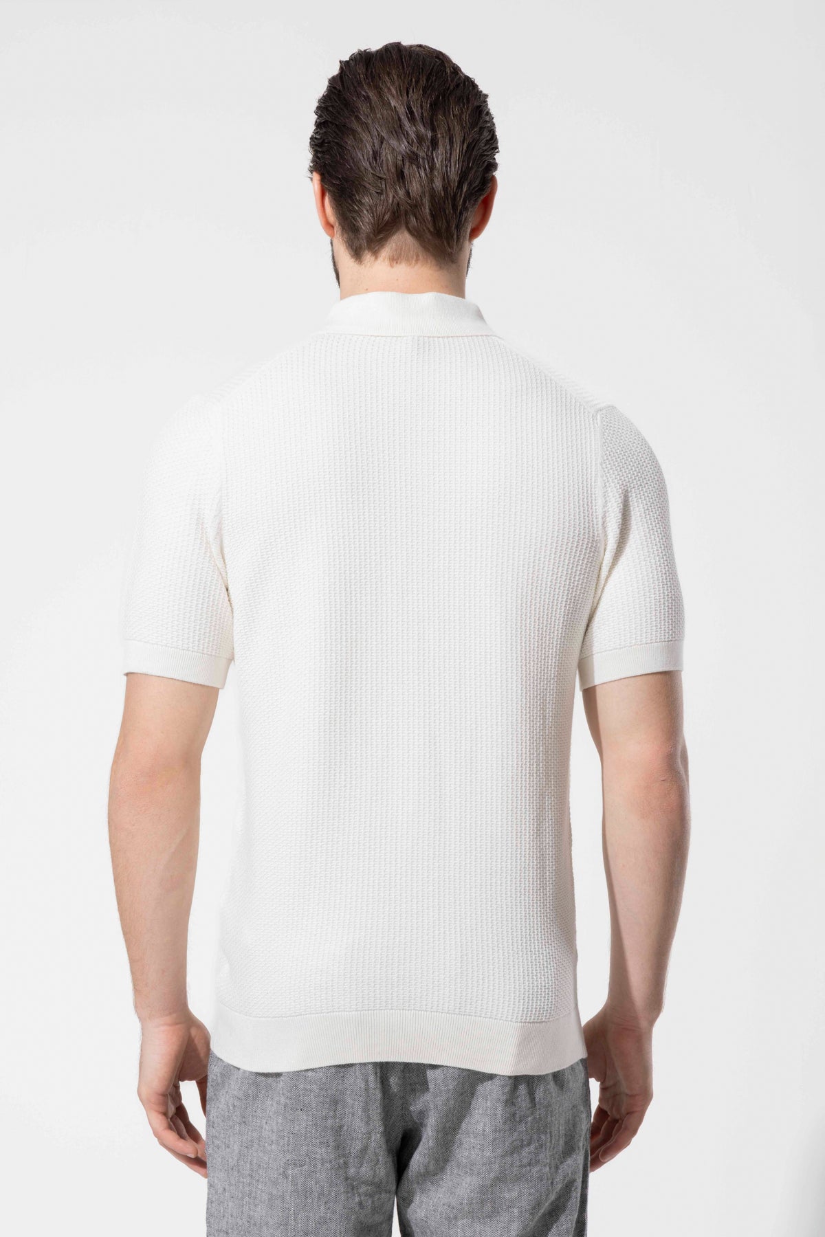 Minimal Dokulu Polo Yaka Pamuk Triko Tişört