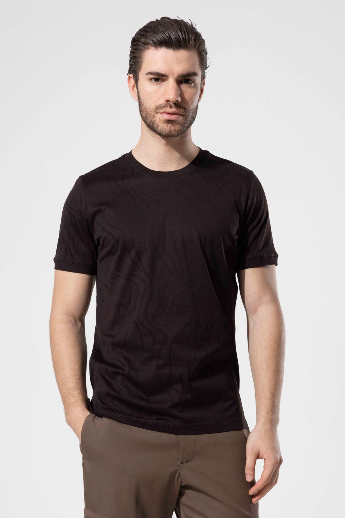 Men's Crew Neck 100% Cotton T-Shirt with Jacquard Pattern Detail
