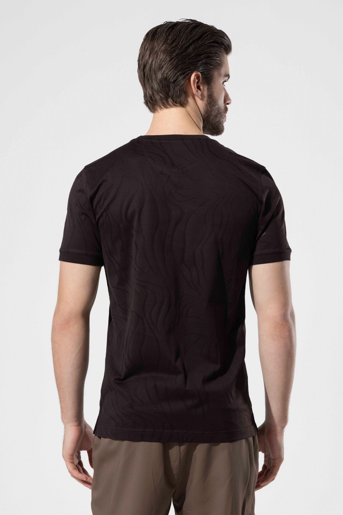 Men's Crew Neck 100% Cotton T-Shirt with Jacquard Pattern Detail
