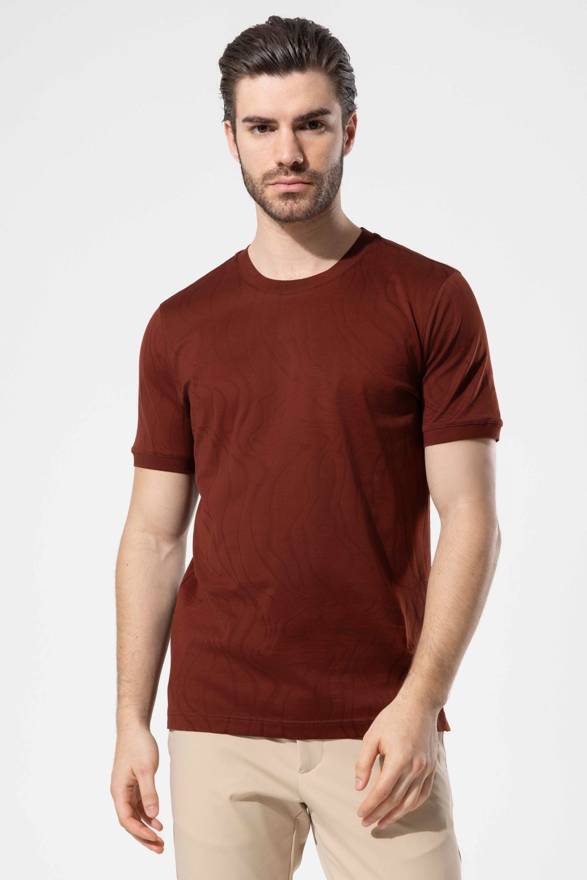 Men's Crew Neck 100% Cotton T-Shirt with Jacquard Pattern Detail